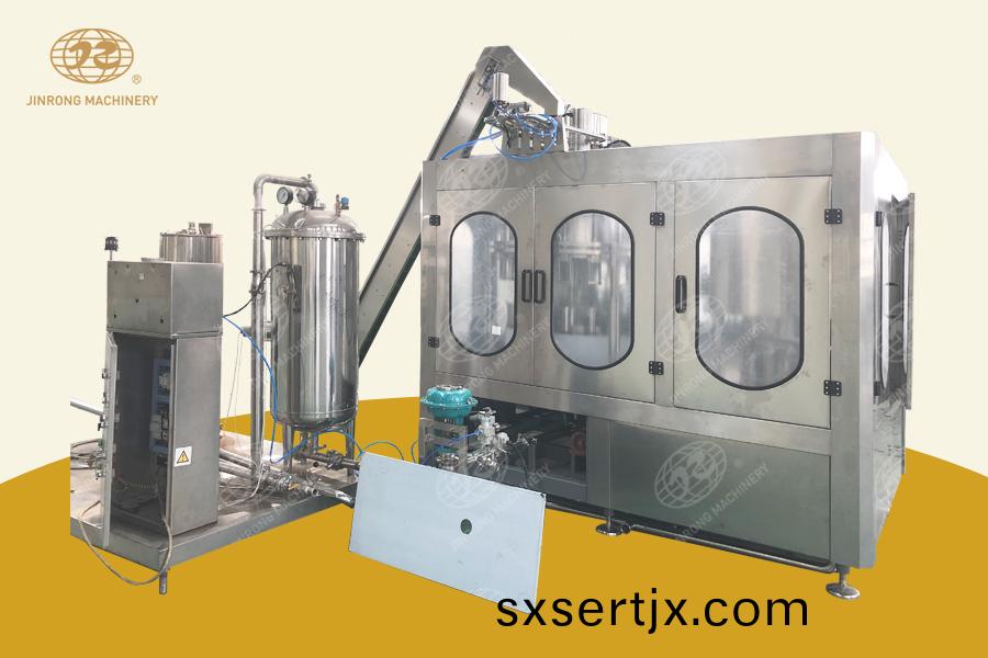 玻(bo)瓈(li)缾碳(tan)痠(suan)飲料灌裝(zhuang)生産(chan)線 玻(bo)瓈(li)缾碳(tan)痠飲料灌(guan)裝生(sheng)産線