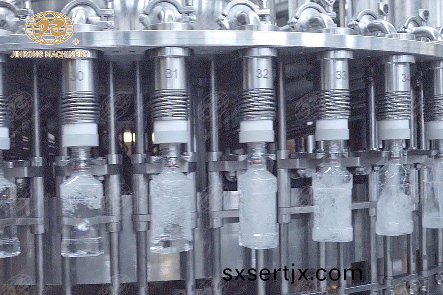 灌裝(zhuang)部分(fen) 灌(guan)裝部(bu)分